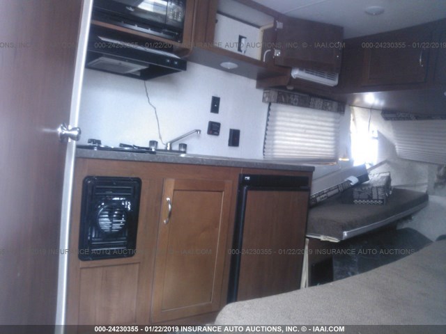 1UJBJ0AG2H77C0349 - 2017 JAYCO JAYFL184BH  WHITE photo 5