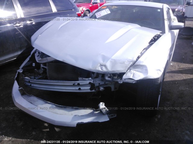 1ZVBP8CH1A5145005 - 2010 FORD MUSTANG GT SILVER photo 6