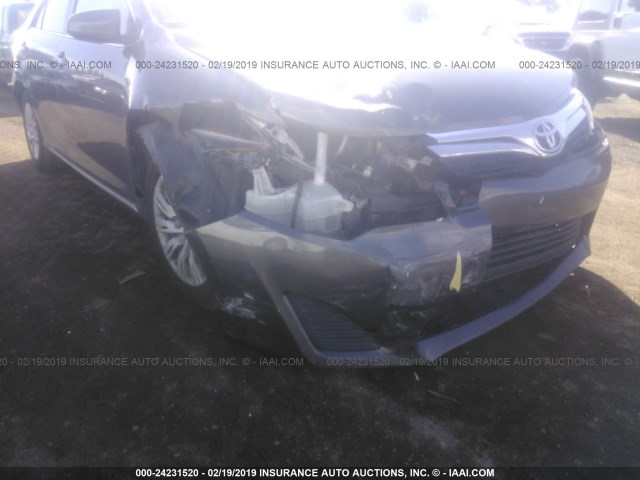 4T4BF1FK0CR255266 - 2012 TOYOTA CAMRY SE/LE/XLE 灰色 照片 6