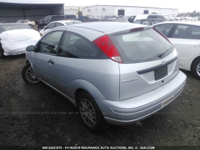 1FAFP31N77W187137 - 2007 FORD FOCUS ZX3/S/SE/SES SILVER photo 3