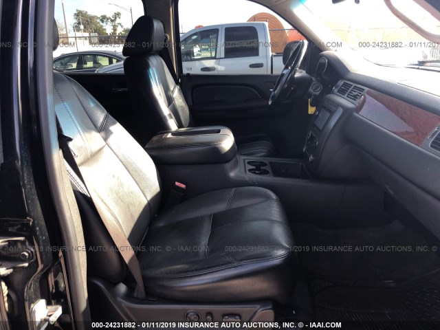 1GKFK16347J201081 - 2007 GMC YUKON XL K1500 BLACK photo 5