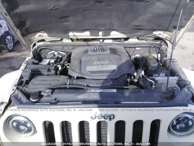 1C4HJWEG3CL120256 - 2012 JEEP WRANGLER UNLIMITE SAHARA TAN photo 10