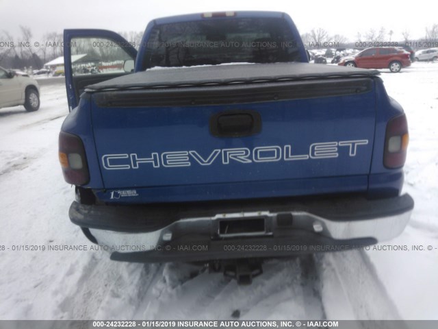 1GCEC14X53Z123884 - 2003 CHEVROLET SILVERADO C1500 BLUE photo 8