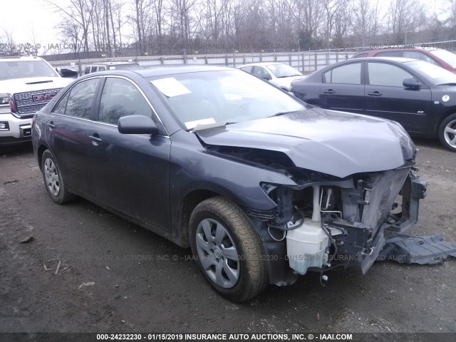 4T1BF3EK2BU775815 - 2011 TOYOTA CAMRY SE/LE/XLE GRAY photo 1