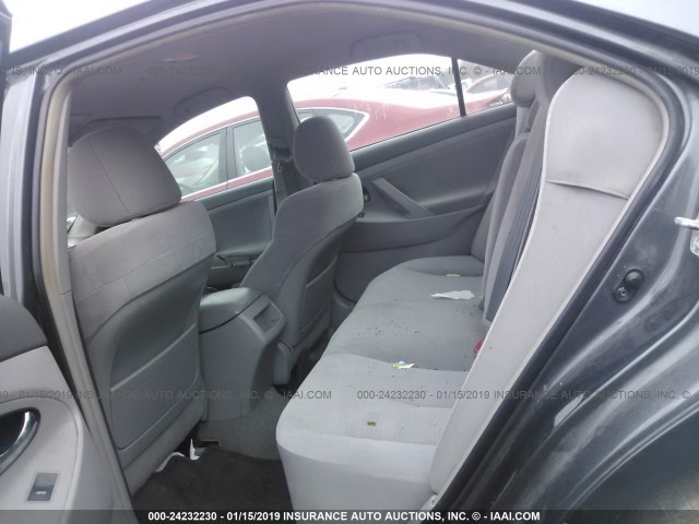 4T1BF3EK2BU775815 - 2011 TOYOTA CAMRY SE/LE/XLE GRAY photo 8