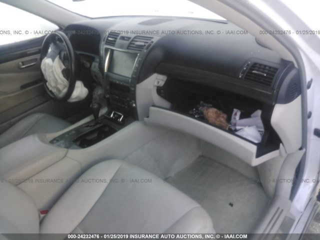 JTHBL46F285061074 - 2008 LEXUS LS 460 SILVER photo 5