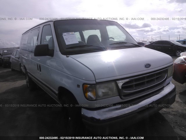 1FBSS31L2WHA44948 - 1998 FORD ECONOLINE E350 SUPER DUTY WHITE photo 1