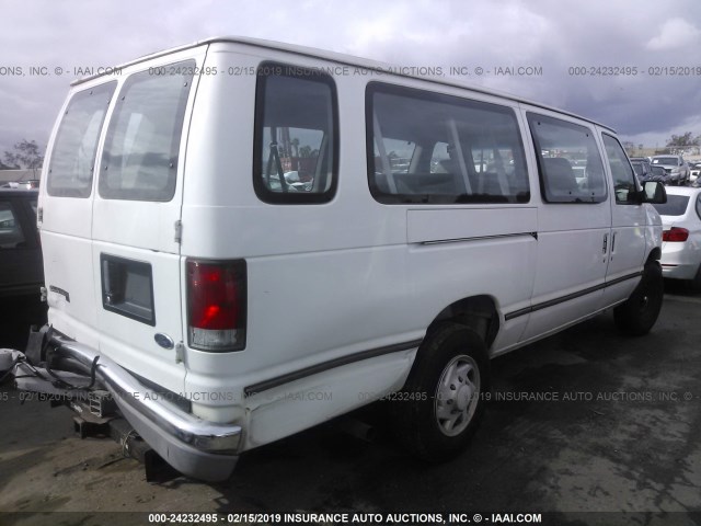 1FBSS31L2WHA44948 - 1998 FORD ECONOLINE E350 SUPER DUTY WHITE photo 4