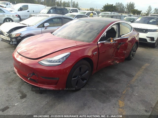 5YJ3E1EA7JF102811 - 2018 TESLA MODEL 3 წითელი ფოტო 2