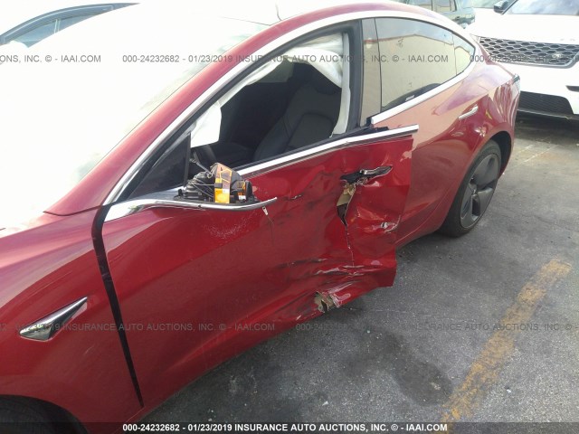 5YJ3E1EA7JF102811 - 2018 TESLA MODEL 3 წითელი ფოტო 6