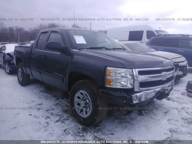 1GCSKSEA9AZ143705 - 2010 CHEVROLET SILVERADO K1500 LT GRAY photo 1