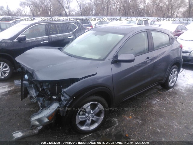 3CZRU6H32JG712675 - 2018 HONDA HR-V LX GRAY photo 2