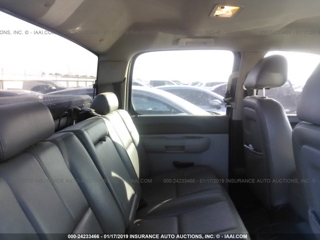 3GCPCPEA9BG325549 - 2011 CHEVROLET SILVERADO C1500 WHITE photo 8