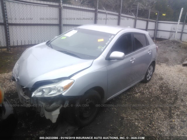 2T1KE40E19C018278 - 2009 TOYOTA COROLLA MATRIX S SILVER photo 2