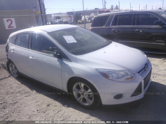 1FADP3K28EL311135 - 2014 FORD FOCUS SE 白色 照片 1