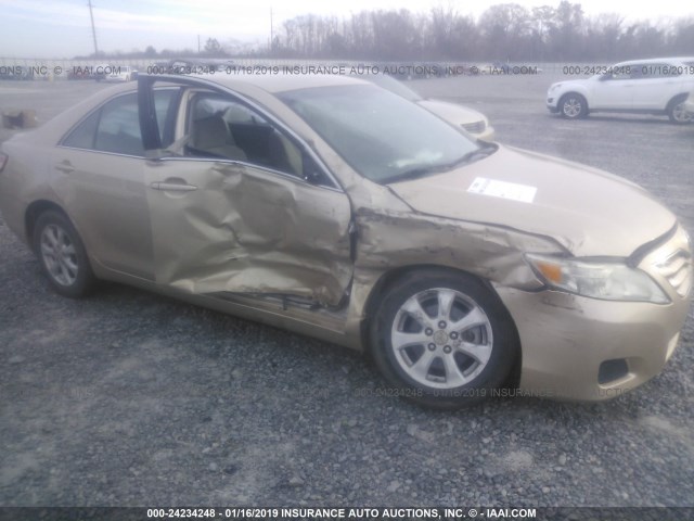 4T1BF3EK6BU652440 - 2011 TOYOTA CAMRY SE/LE/XLE 金色 照片 6