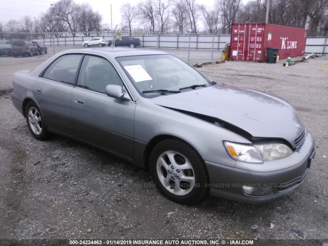 JT8BF28G3Y5084977 - 2000 LEXUS ES 300 SILVER photo 1