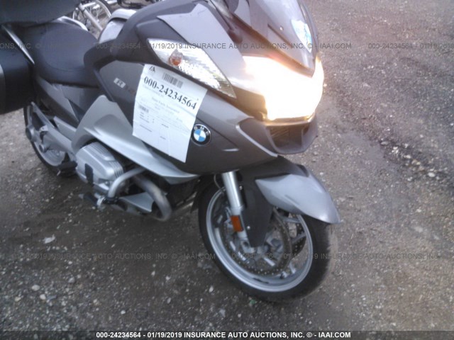 WB1044008DZW21934 - 2013 BMW R1200 RT GRAY photo 5