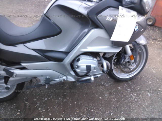 WB1044008DZW21934 - 2013 BMW R1200 RT GRAY photo 8