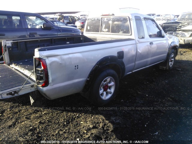 1N6DD26S82C307473 - 2002 NISSAN FRONTIER KING CAB XE SILVER photo 4