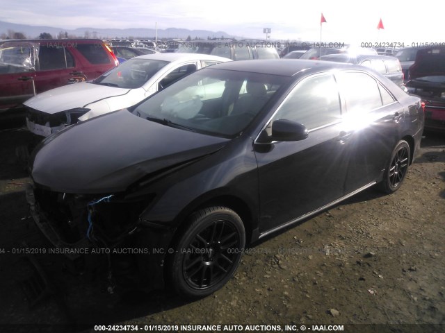 4T1BF1FK9EU305918 - 2014 TOYOTA CAMRY L/SE/LE/XLE შავი ფოტო 2