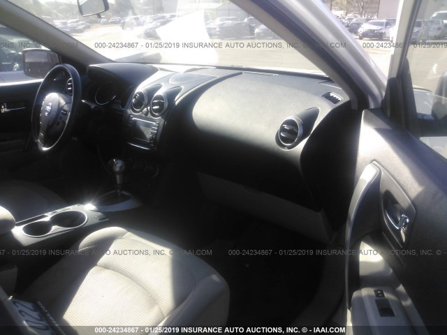 JN8AS5MT0CW269217 - 2012 NISSAN ROGUE S/SV WHITE photo 5