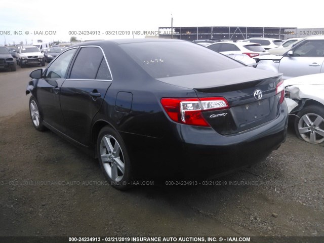 4T1BF1FK7EU343714 - 2014 TOYOTA CAMRY L/SE/LE/XLE 黑色 照片 3