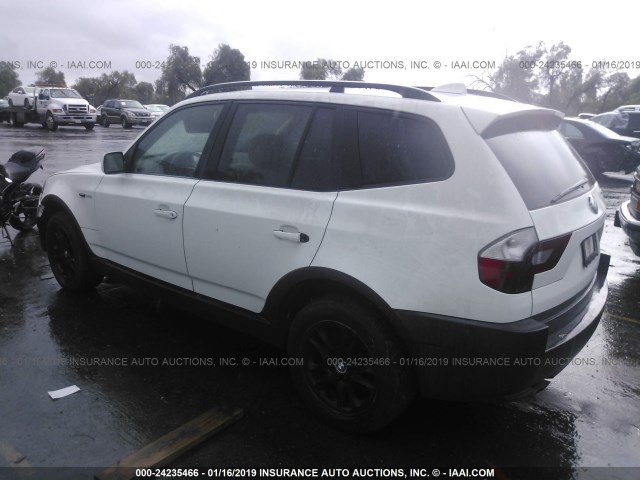 WBXPA734X4WB27365 - 2004 BMW X3 2.5I WHITE photo 3