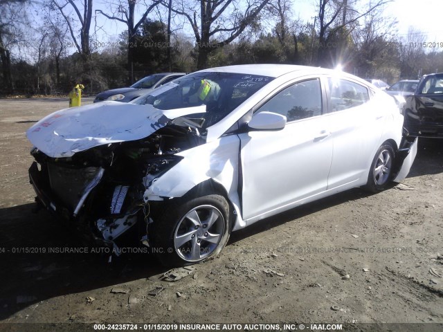 5NPDH4AEXFH602783 - 2015 HYUNDAI ELANTRA WHITE photo 2