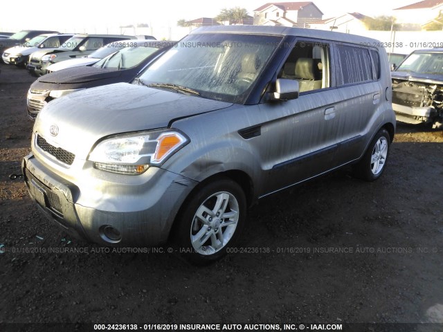 KNDJT2A26A7050336 - 2010 KIA SOUL +/!/SPORT GRAY photo 2