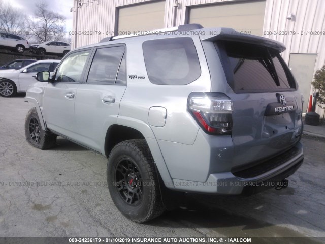 JTEBU5JR3H5458827 - 2017 TOYOTA 4RUNNER GRAY photo 3