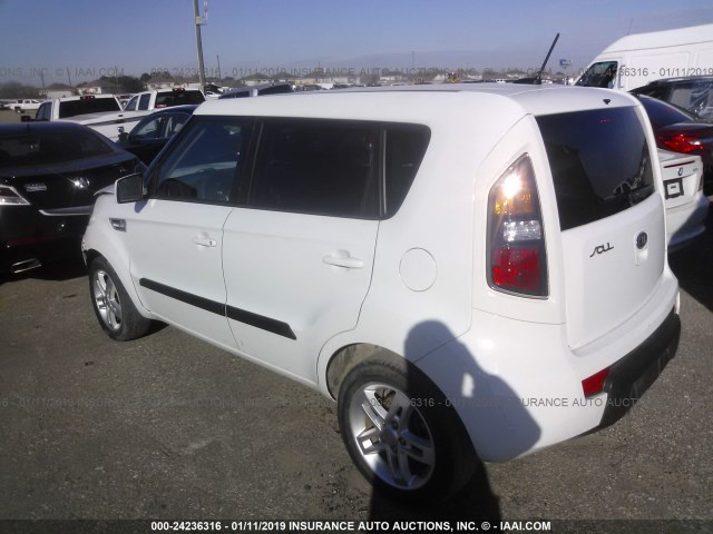 KNDJT2A2XB7288918 - 2011 KIA SOUL +/!/SPORT WHITE photo 3