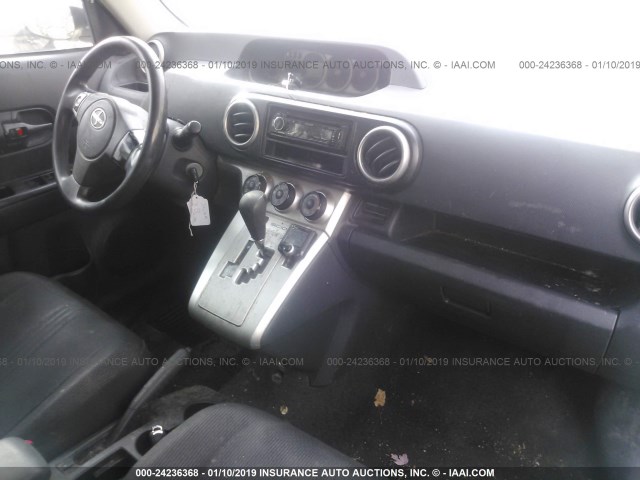 JTLZE4FE5A1102719 - 2010 TOYOTA SCION XB Ақ фото 5