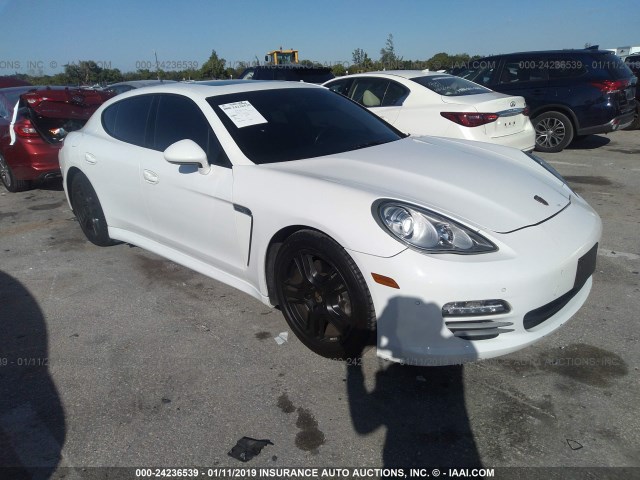 WP0AA2A72BL012001 - 2011 PORSCHE PANAMERA 2/4 WHITE photo 1