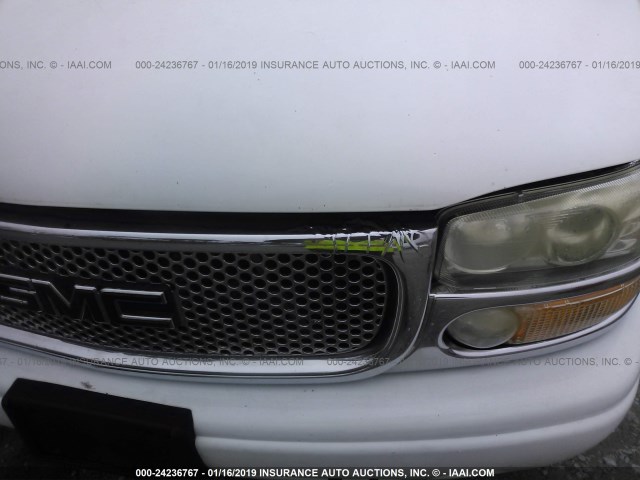 1GKEK63U13J205489 - 2003 GMC YUKON DENALI WHITE photo 6