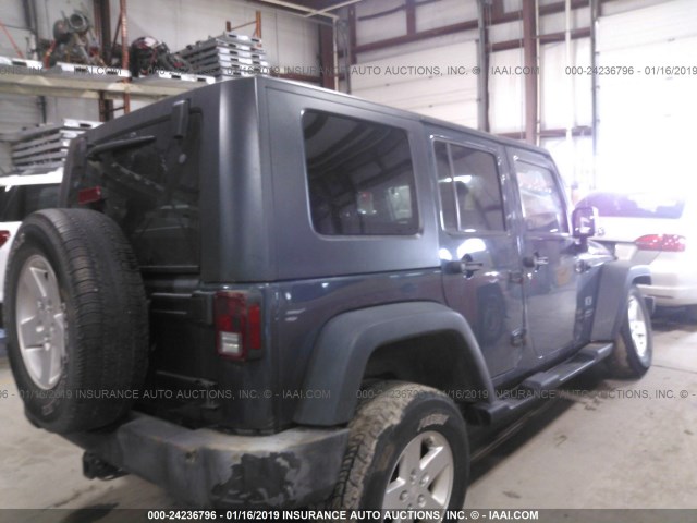 1J4GA391X8L531073 - 2008 JEEP WRANGLER UNLIMITE X GRAY photo 4