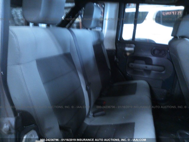 1J4GA391X8L531073 - 2008 JEEP WRANGLER UNLIMITE X GRAY photo 8