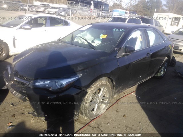 4T1BF1FK2GU169263 - 2016 TOYOTA CAMRY LE/XLE/SE/XSE შავი ფოტო 2