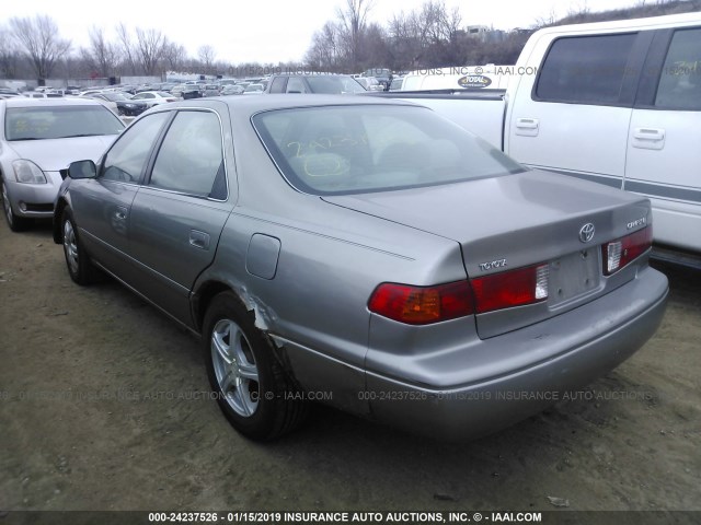 JT2BG22K810597035 - 2001 TOYOTA CAMRY CE/LE/XLE GOLD photo 3