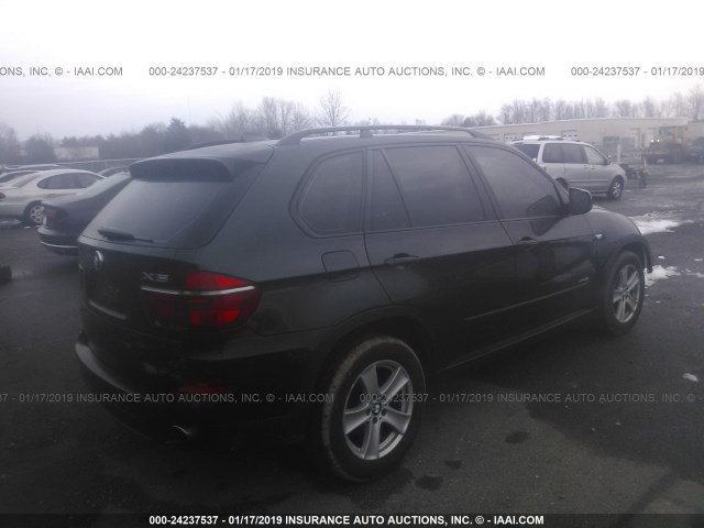 5UXZV4C55D0B01811 - 2013 BMW X5 XDRIVE35I BLACK photo 4