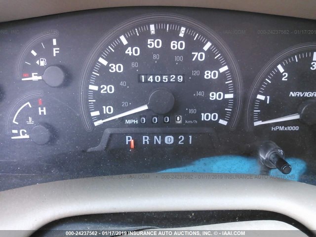 5LMFU28L0WLJ04884 - 1998 LINCOLN NAVIGATOR 黑色 照片 7