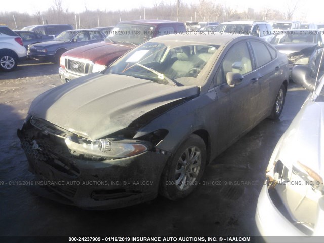 3FA6P0G74FR213945 - 2015 FORD FUSION S GRAY photo 2