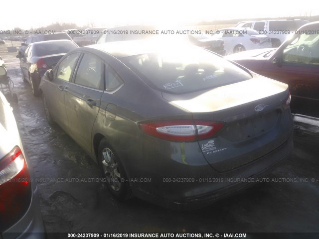 3FA6P0G74FR213945 - 2015 FORD FUSION S GRAY photo 3