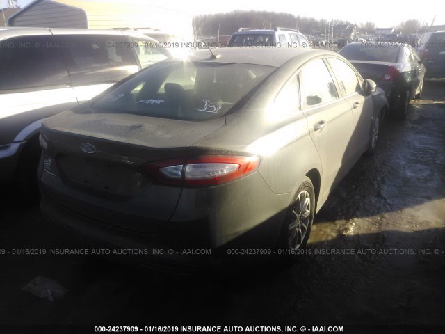 3FA6P0G74FR213945 - 2015 FORD FUSION S GRAY photo 4