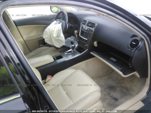 JTHBK262172048790 - 2007 LEXUS IS 250 BLACK photo 5