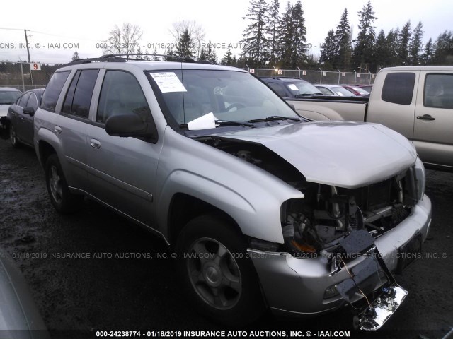 1GNDT13S672178528 - 2007 CHEVROLET TRAILBLAZER LS/LT SILVER photo 1