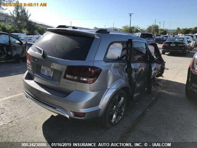 3C4PDDGG7HT553398 - 2017 DODGE JOURNEY CROSSROAD SILVER photo 4