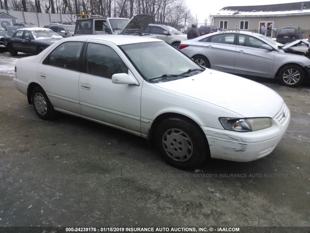 JT2BG22K4V0020864 - 1997 TOYOTA CAMRY LE/XLE WHITE photo 1