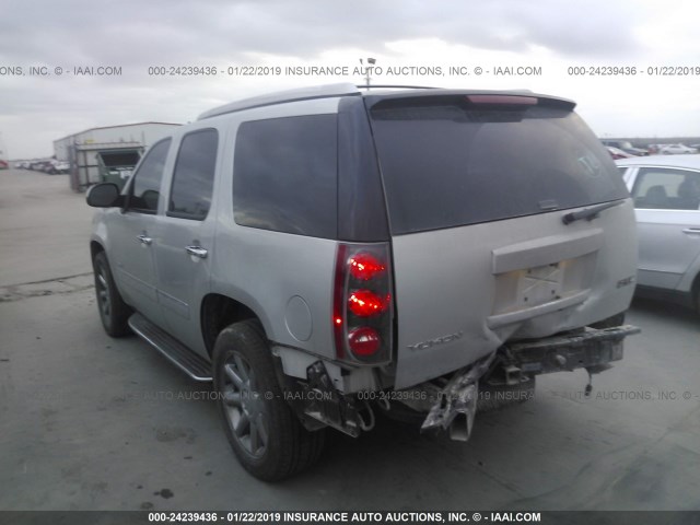 1GKS1EEF4BR173099 - 2011 GMC YUKON DENALI SILVER photo 3