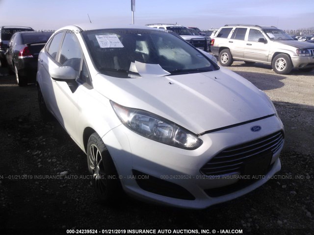 3FADP4AJ8FM171974 - 2015 FORD FIESTA S WHITE photo 1